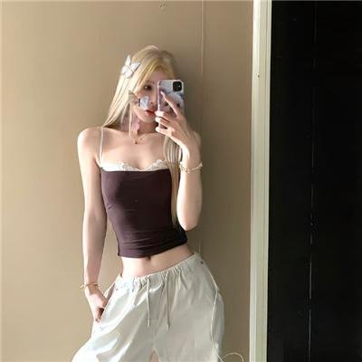 白桦林中的哨所